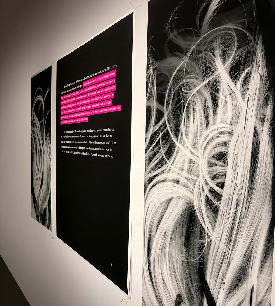 caracole-police-pink-installation